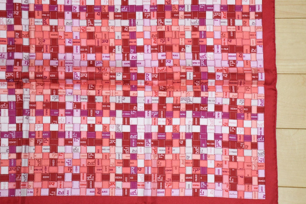 Hermes Scarf Bolduc au Carre 90 cm Silk pink light brown ribbon 35"