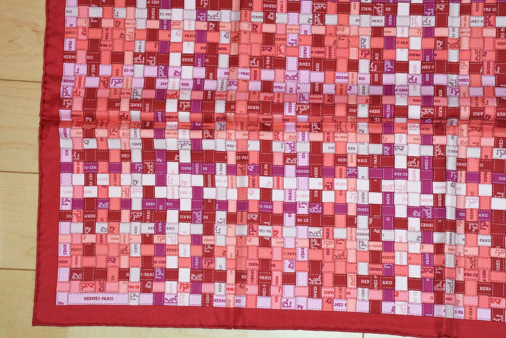 Hermes Scarf Bolduc au Carre 90 cm Silk pink light brown ribbon 35"