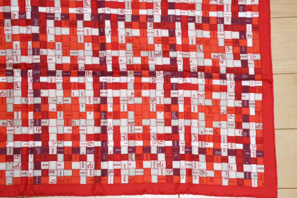 Hermes Scarf Bolduc au Carre 90 cm Silk red ribbon 35"