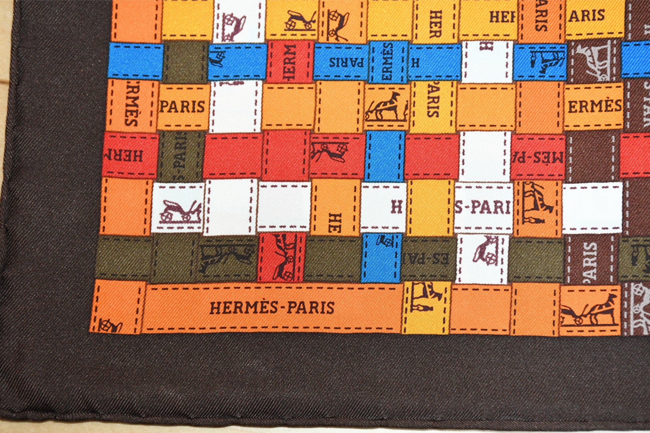 Hermes Scarf Bolduc au Carre 90 cm silk brown orange ribbon 35