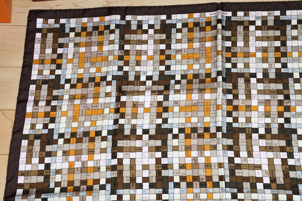 Hermes Scarf Bolduc au Carre 90 cm silk brown ribbon 35"