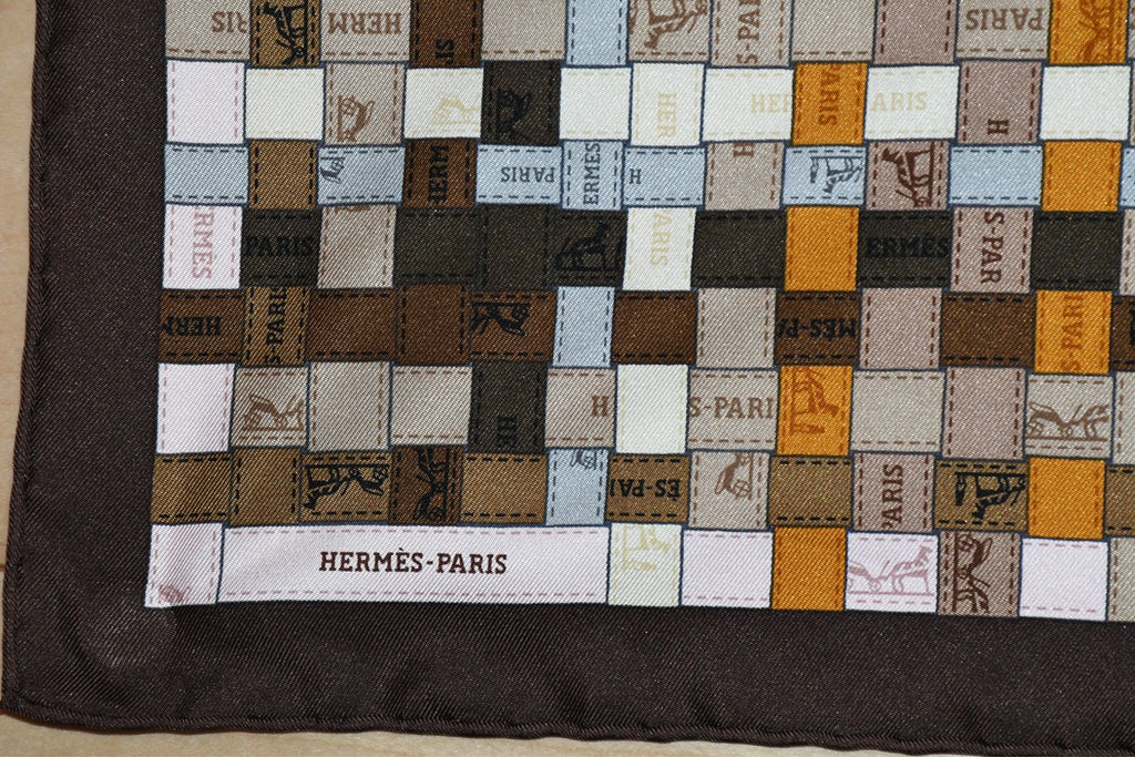 Hermes Scarf Bolduc au Carre 90 cm silk brown ribbon 35"