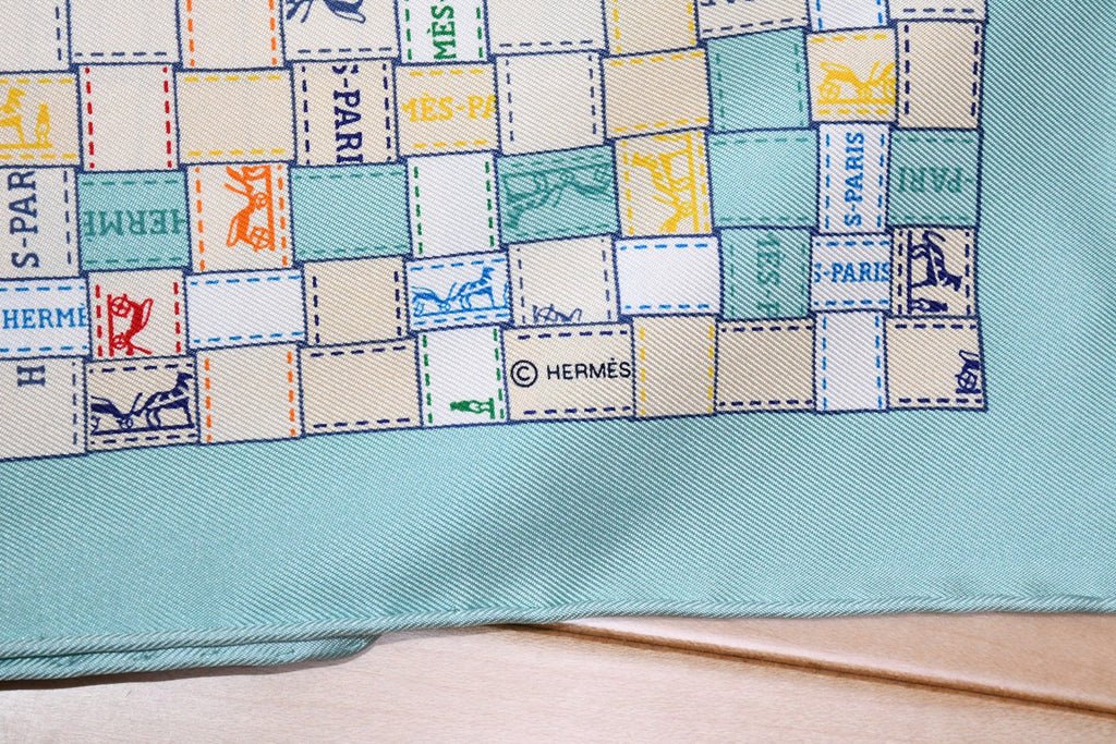 Hermes Scarf Bolduc au Carre 90 cm silk light green ribbon 35"