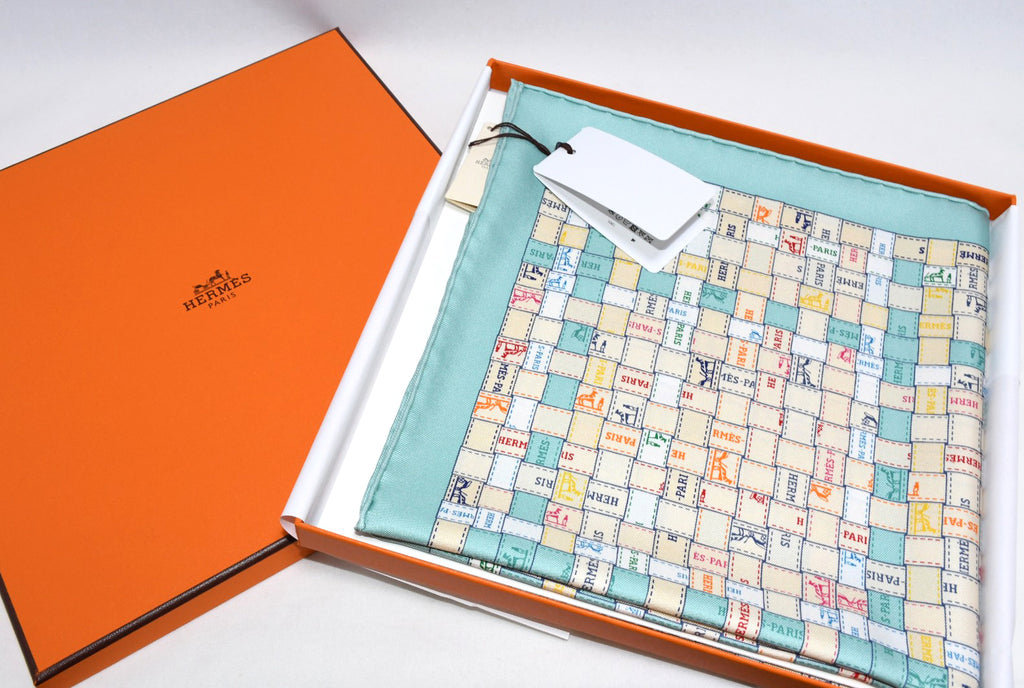 Hermes Scarf Bolduc au Carre 90 cm silk light green ribbon 35"