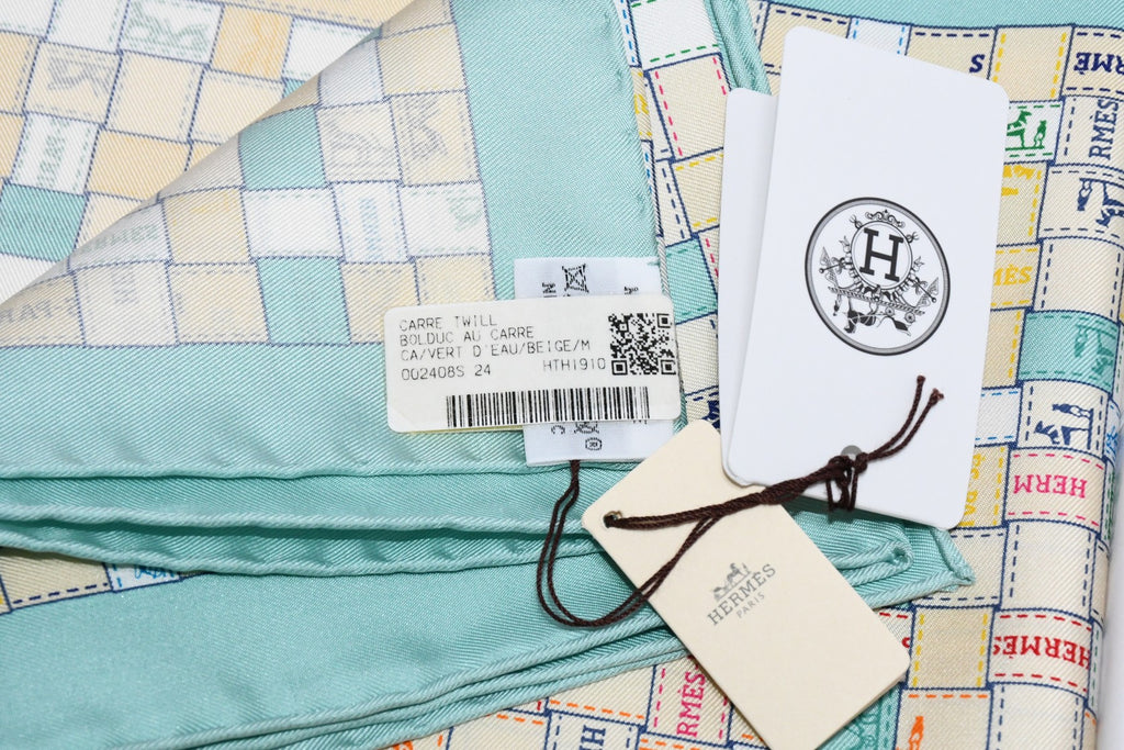 Hermes Scarf Bolduc au Carre 90 cm silk light green ribbon 35"