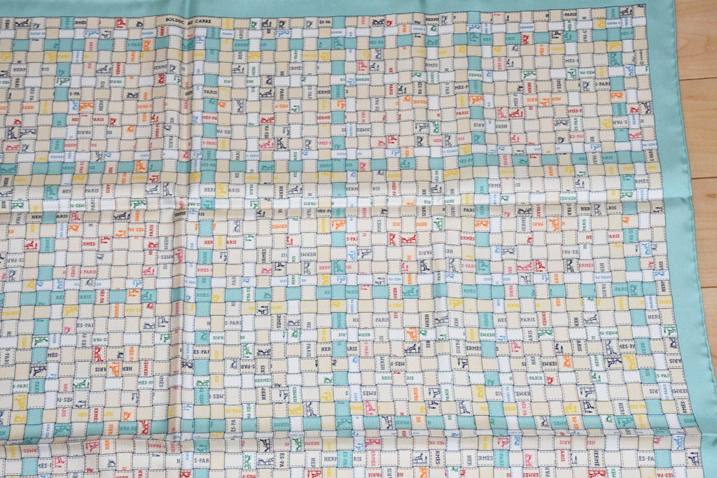Hermes Scarf Bolduc au Carre 90 cm silk light green ribbon 35"