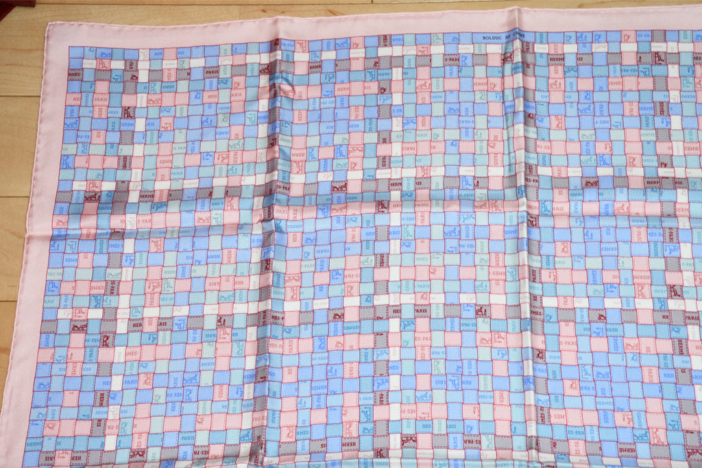 Hermes Scarf Bolduc au Carre 90 cm silk light pink ribbon 35"