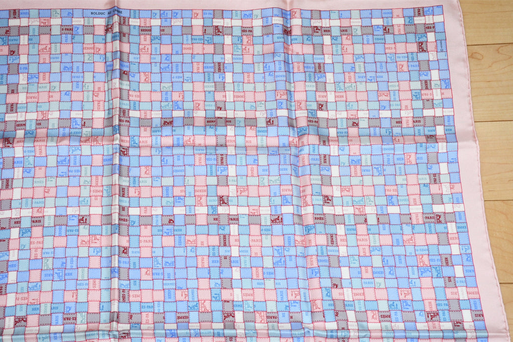 Hermes Scarf Bolduc au Carre 90 cm silk light pink ribbon 35"
