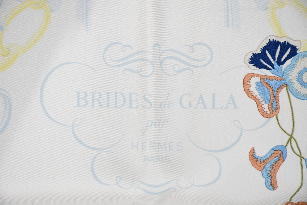 Hermes Scarf Brides Fleuries 90 cm silk light blue flower Carre 35"