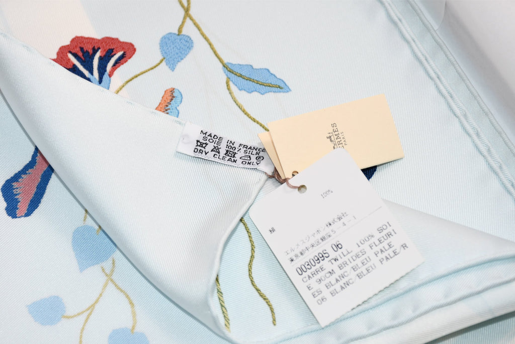 Hermes Scarf Brides Fleuries 90 cm silk light blue flower Carre 35"