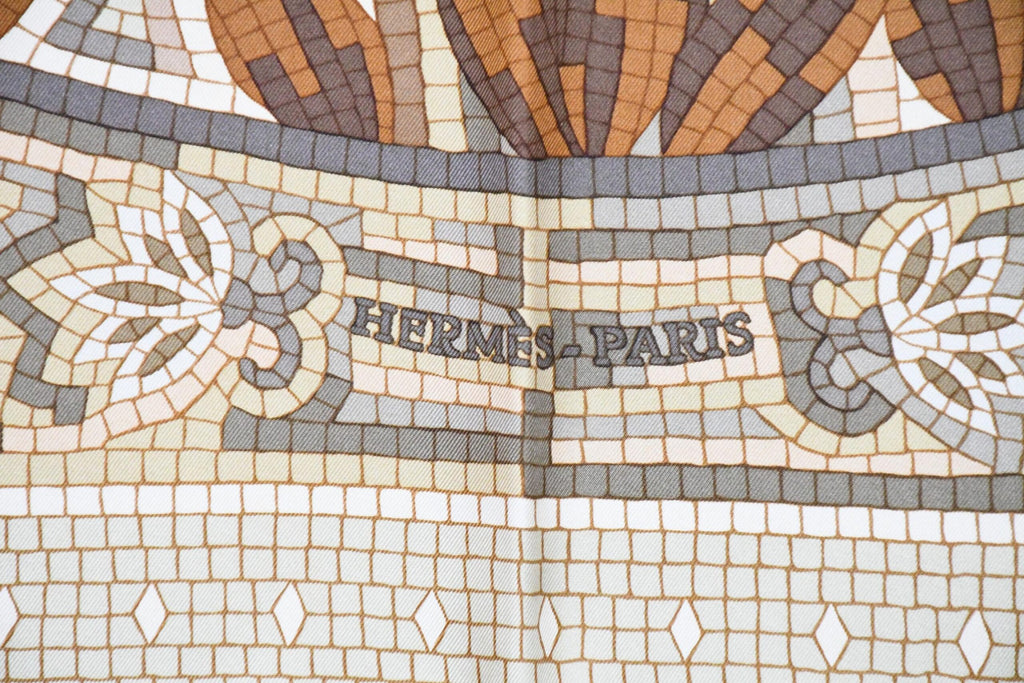 Hermes Scarf CAVE FELEM 90 cm silk brown camel Carre cat mosaic 35"