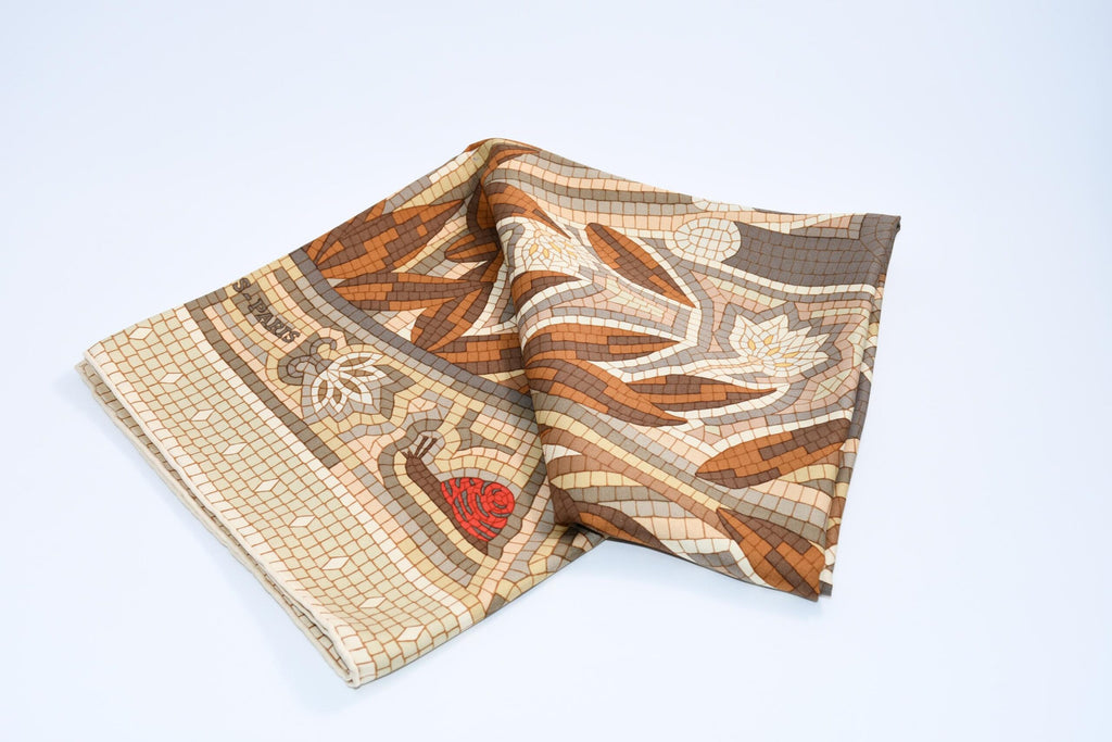 Hermes Scarf CAVE FELEM 90 cm silk brown camel Carre cat mosaic 35"