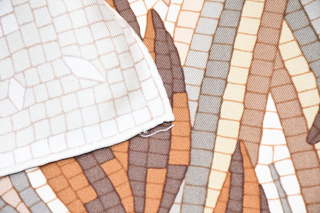 Hermes Scarf CAVE FELEM 90 cm silk brown camel Carre cat mosaic 35"