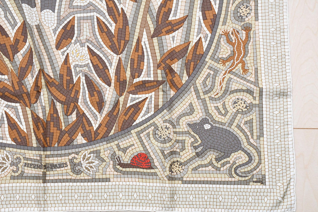 Hermes Scarf CAVE FELEM 90 cm silk brown camel Carre cat mosaic 35"