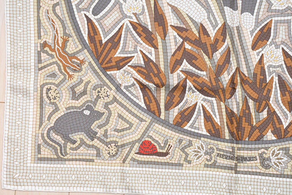 Hermes Scarf CAVE FELEM 90 cm silk brown camel Carre cat mosaic 35"