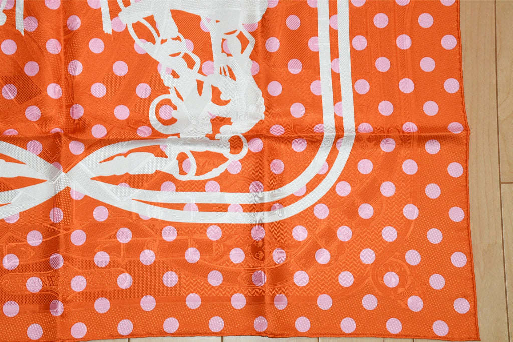 Hermes Scarf Cavalcadour Brides de Gala a Pois 90 cm silk orange pink Carre 35"
