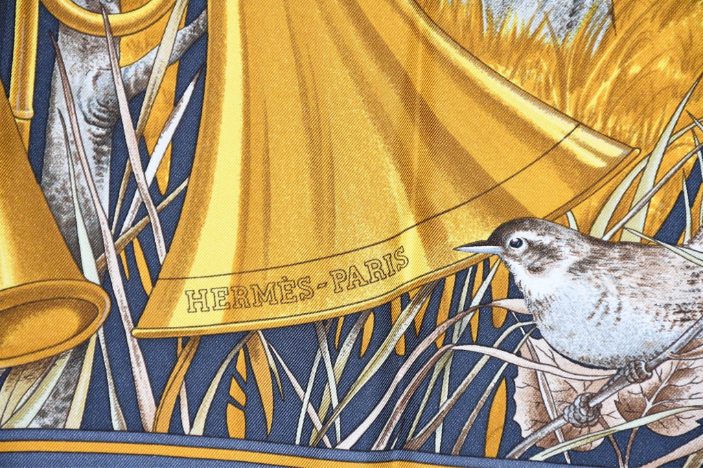 Hermes Scarf Chasse au bois 90 cm silk gray Carre fox animal hunter 35"