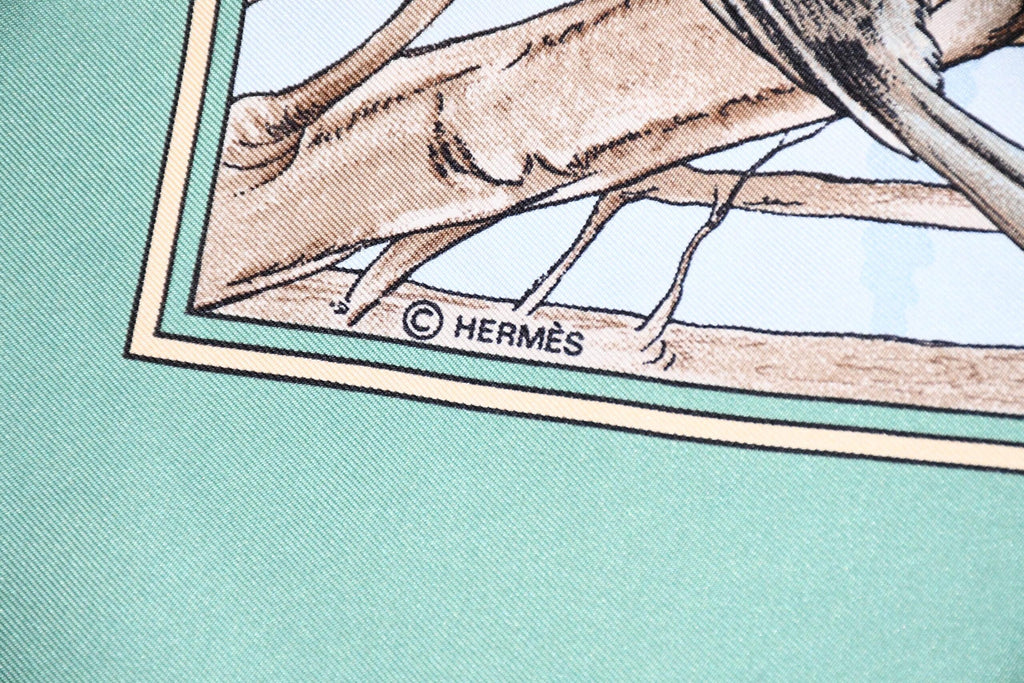 Hermes Scarf Chasse au bois 90 cm silk light green Carre fox animal hunter 35"