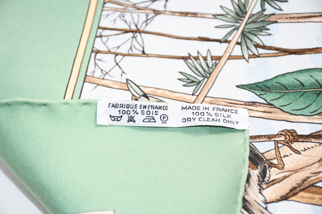 Hermes Scarf Chasse au bois 90 cm silk light green Carre fox animal hunter 35"