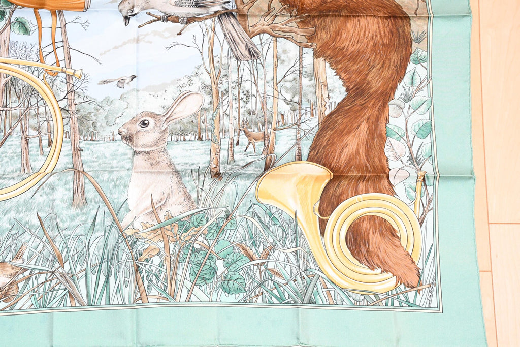 Hermes Scarf Chasse au bois 90 cm silk light green Carre fox animal hunter 35"
