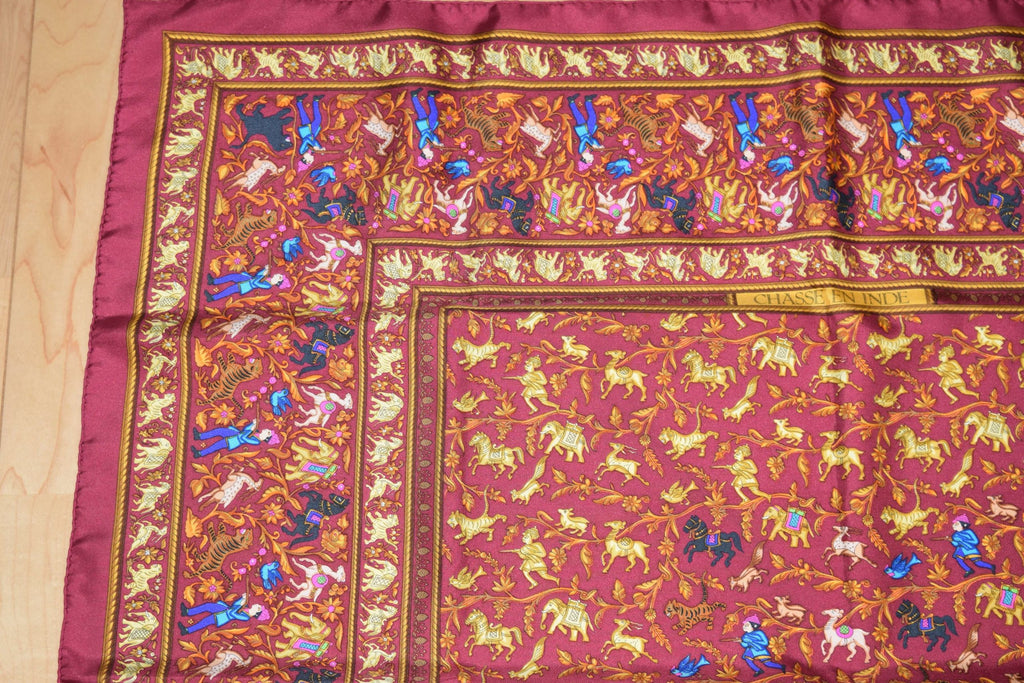 Hermes Scarf Chasse en Inde 90 cm Silk Purple Carre Shawl ME115