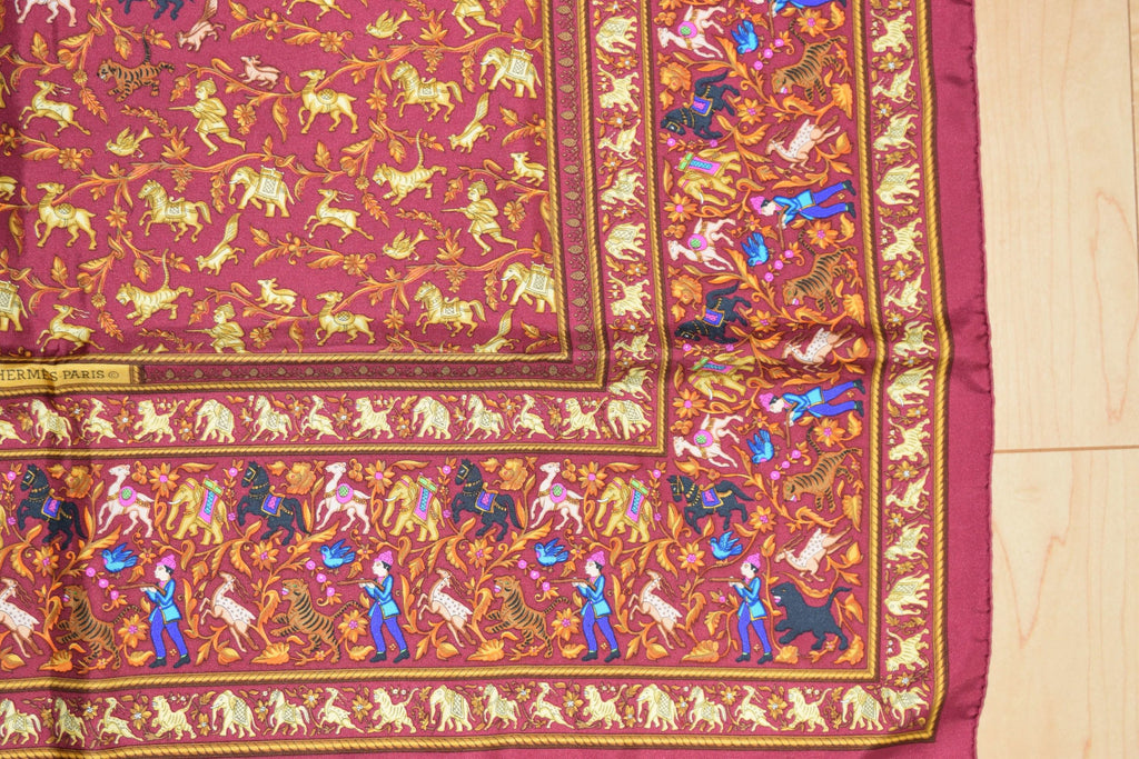 Hermes Scarf Chasse en Inde 90 cm Silk Purple Carre Shawl ME115