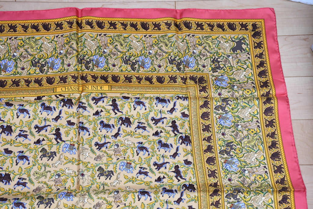 Hermes Scarf Chasse en Inde silk 90 cm pink yellow Carre India hunter 35"