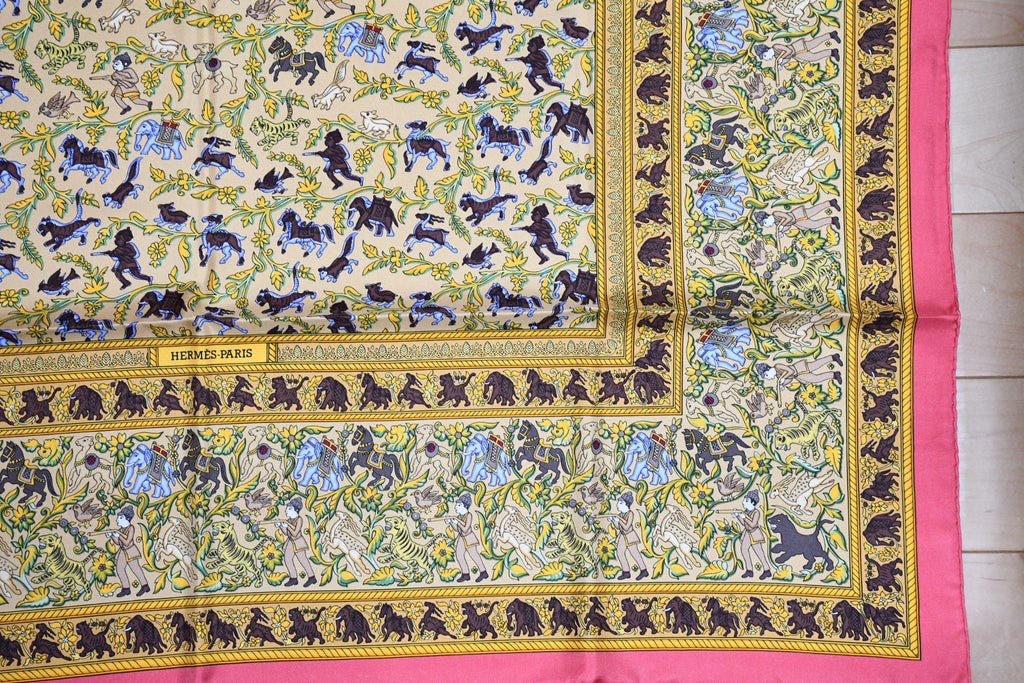 Hermes Scarf Chasse en Inde silk 90 cm pink yellow Carre India hunter 35"