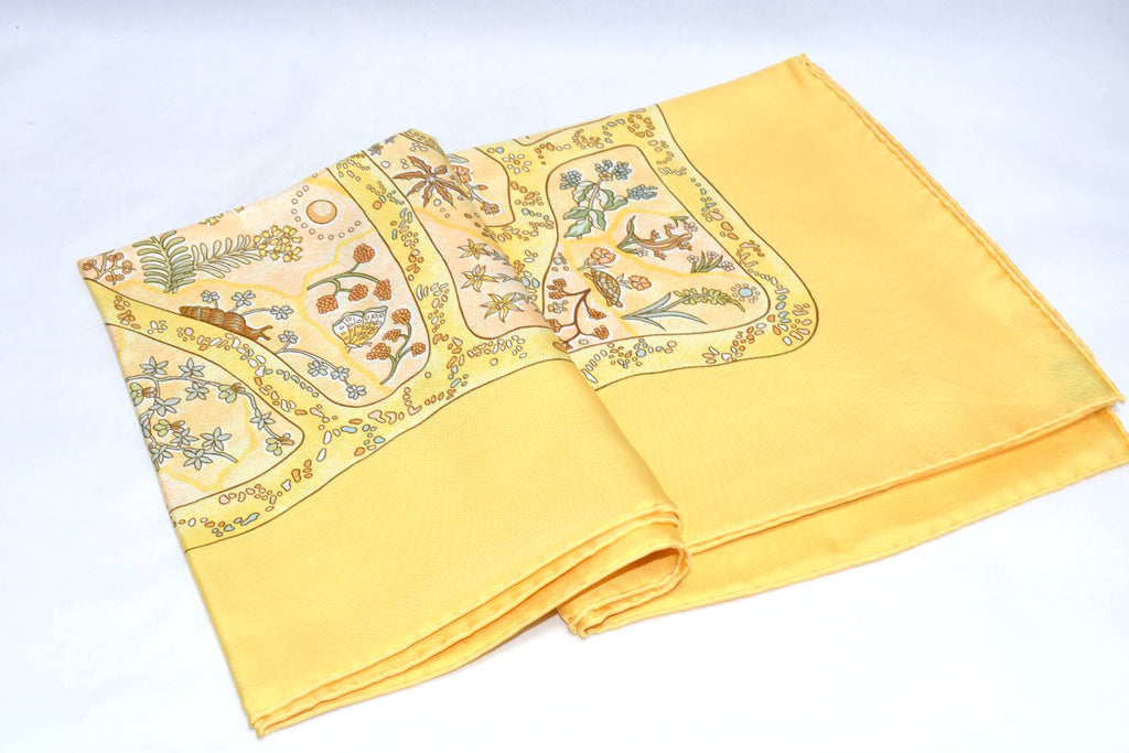 Hermes Scarf Chemins de Garrigue 90 cm Silk yellow coral road Carre 35"