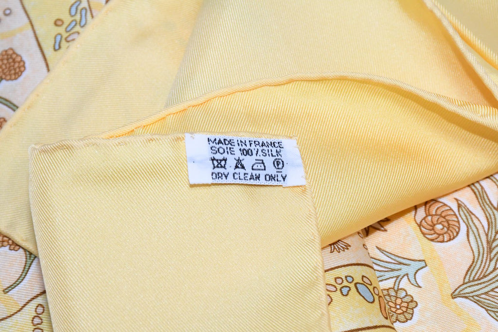 Hermes Scarf Chemins de Garrigue 90 cm Silk yellow coral road Carre 35"