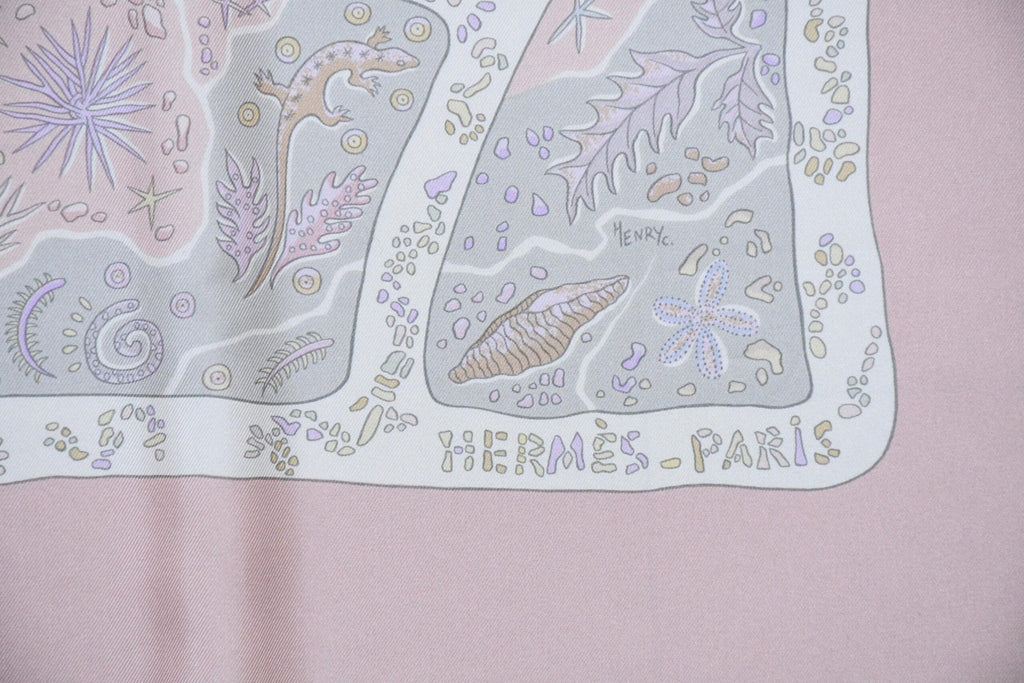 Hermes Scarf Chemins de Garrigue 90 cm silk pink Carre paths 35"