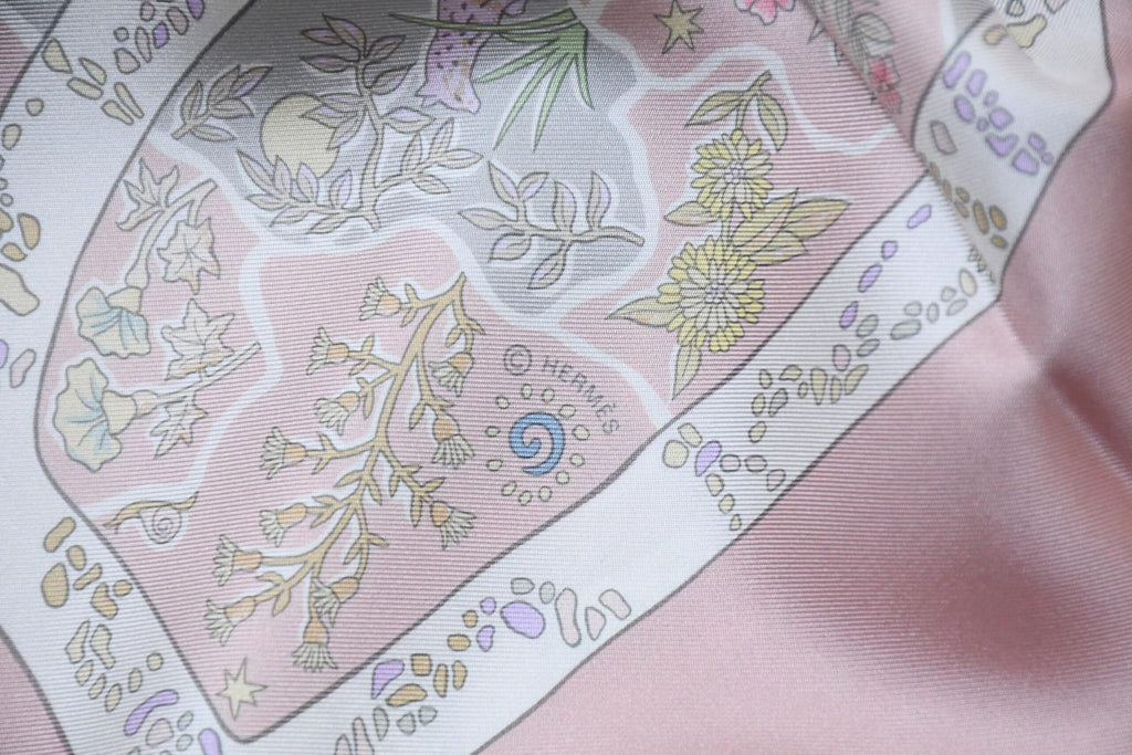 Hermes Scarf Chemins de Garrigue 90 cm silk pink Carre paths 35"