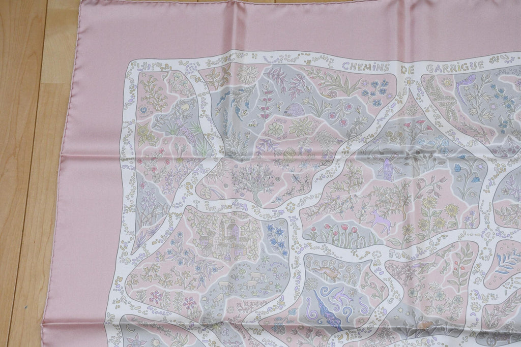 Hermes Scarf Chemins de Garrigue 90 cm silk pink Carre paths 35"