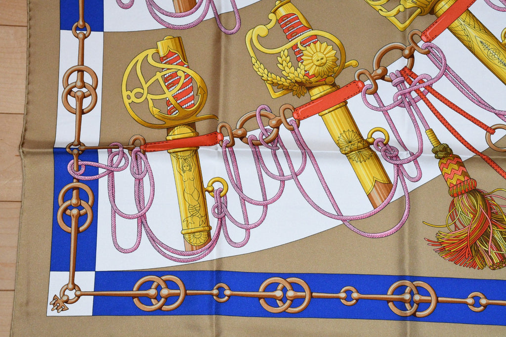 Hermes Scarf Cliquetis 90 cm silk blue beige Carre key chain 35"