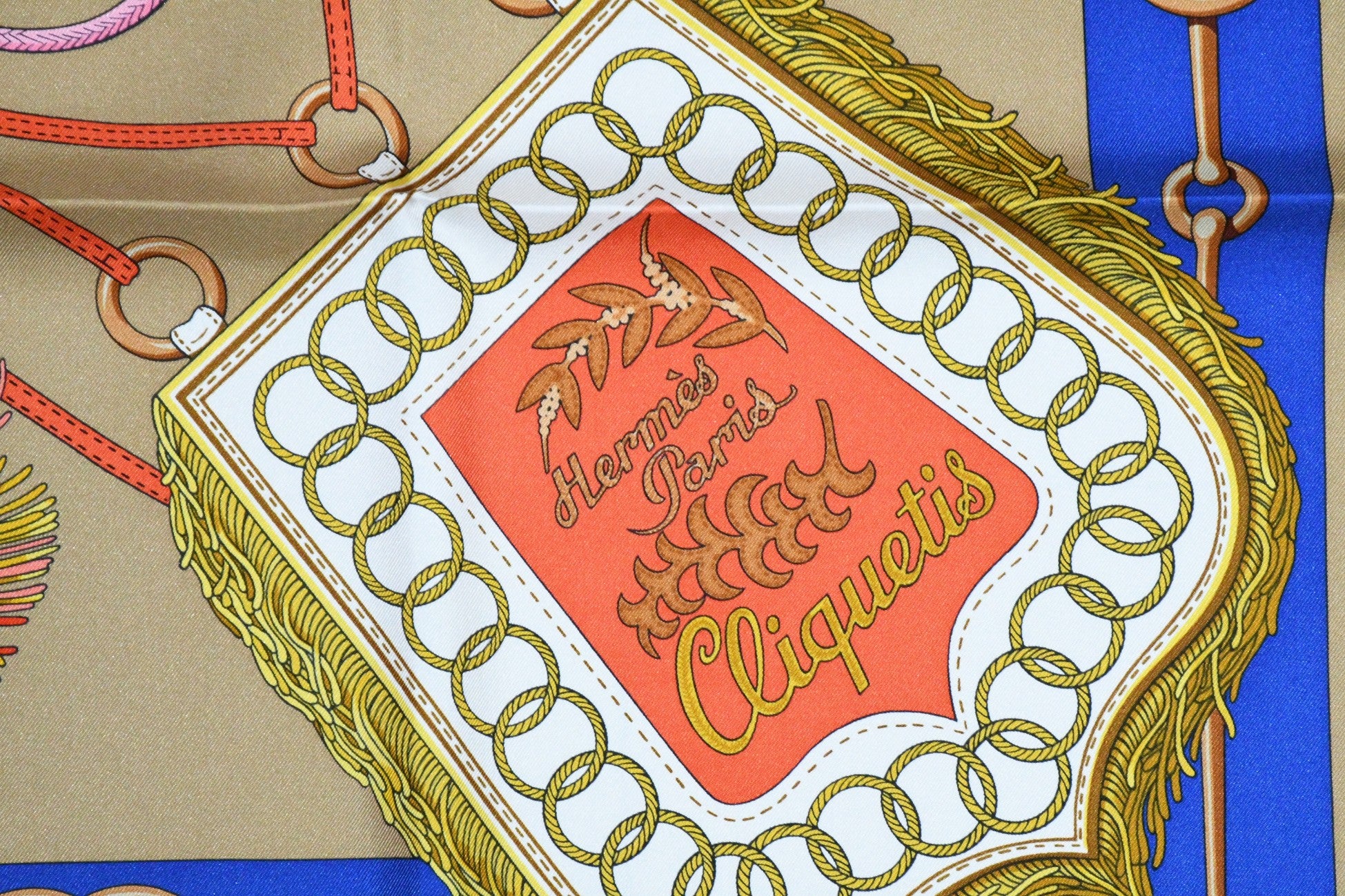 Hermes Scarf Cliquetis 90 cm silk blue beige Carre key chain 35