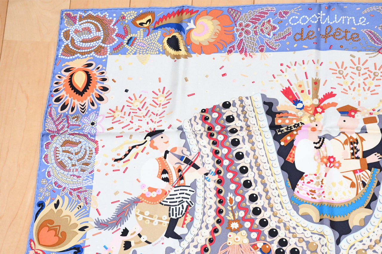 Hermes Scarf Costume de Fete 90 cm silk light blue white Carre jewelry 35"