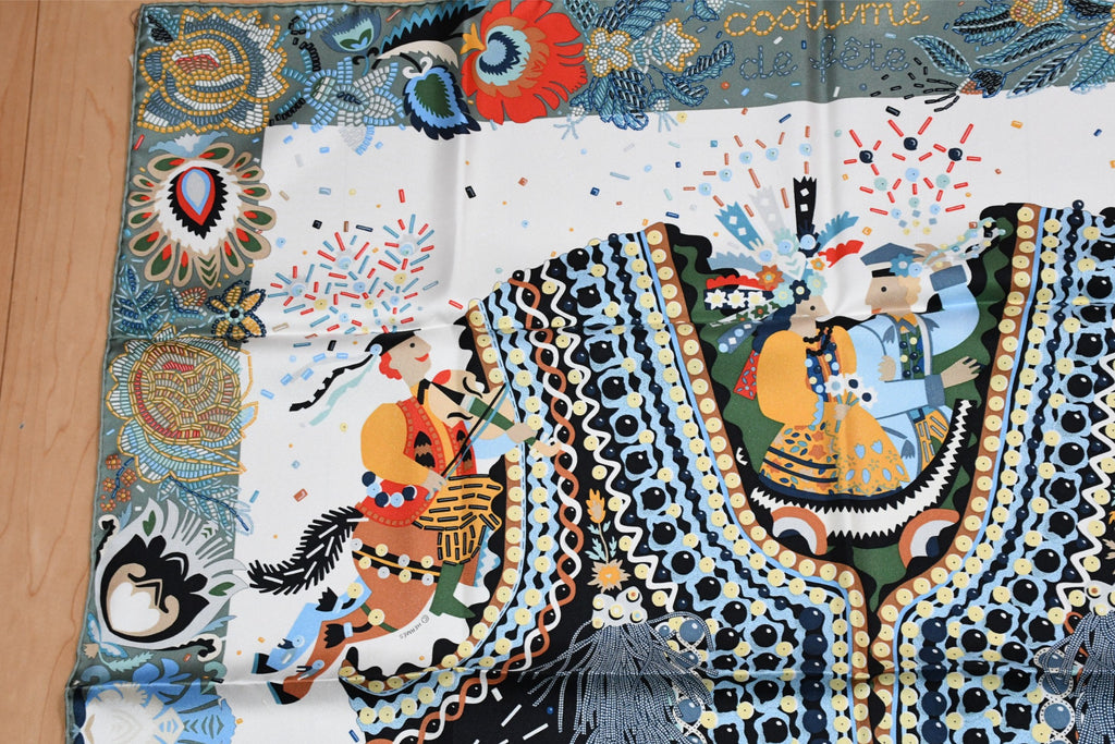 Hermes Scarf Costume de Fete by Jan Bajtlik 90 cm silk green Carre jewelry 35"