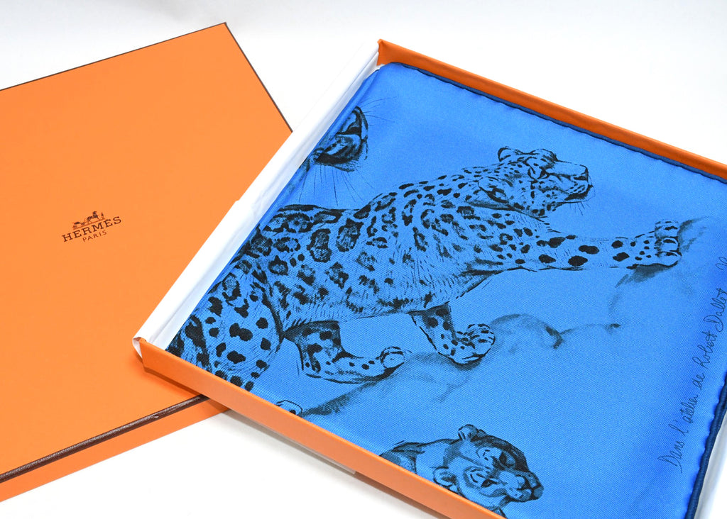 Hermes Scarf Dans l'atelier de Robert Dallet 90 cm silk blue Carre jaguar tiger 35"