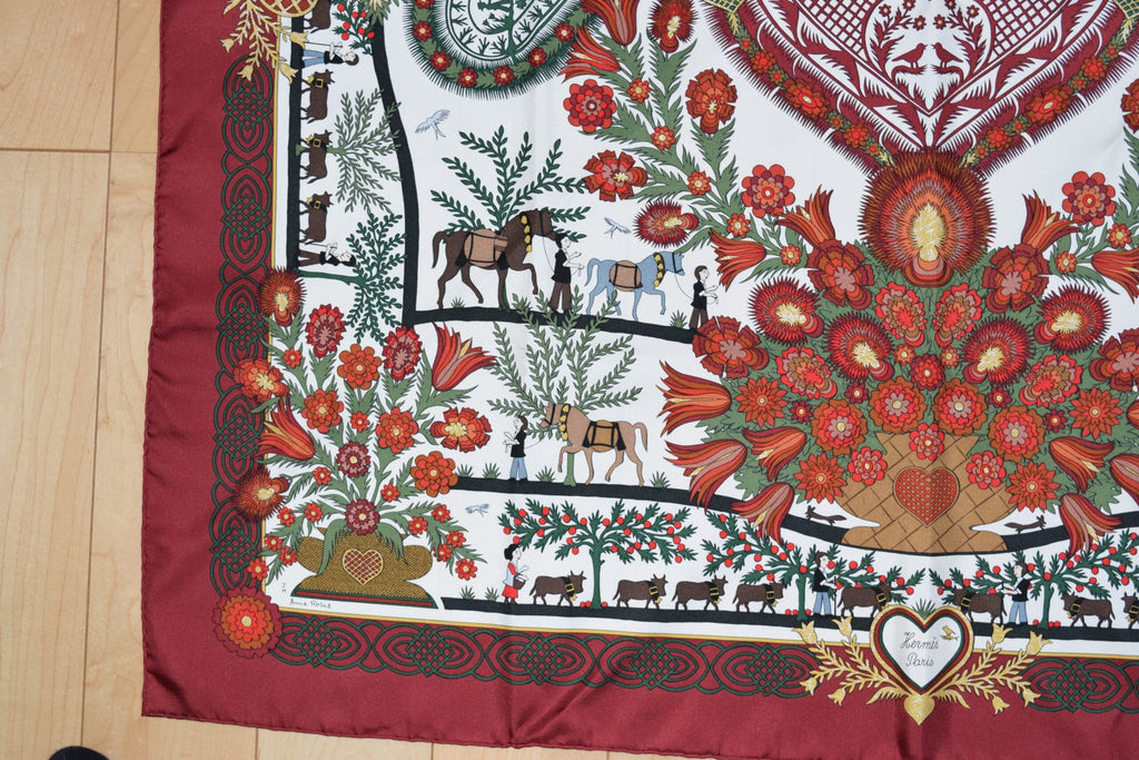 Hermes Scarf Decoupages 90 cm silk Wine red Carre christmas snow cutout 35"