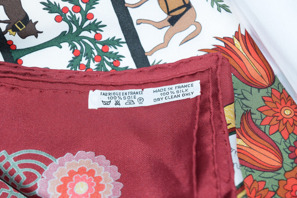 Hermes Scarf Decoupages 90 cm silk Wine red Carre christmas snow cutout 35"
