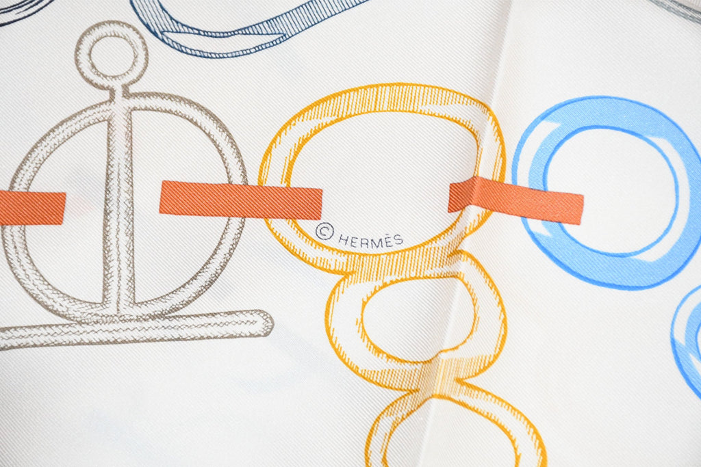 Hermes Scarf Do Re Boucles 90 cm silk white Carre buckle chain 35"