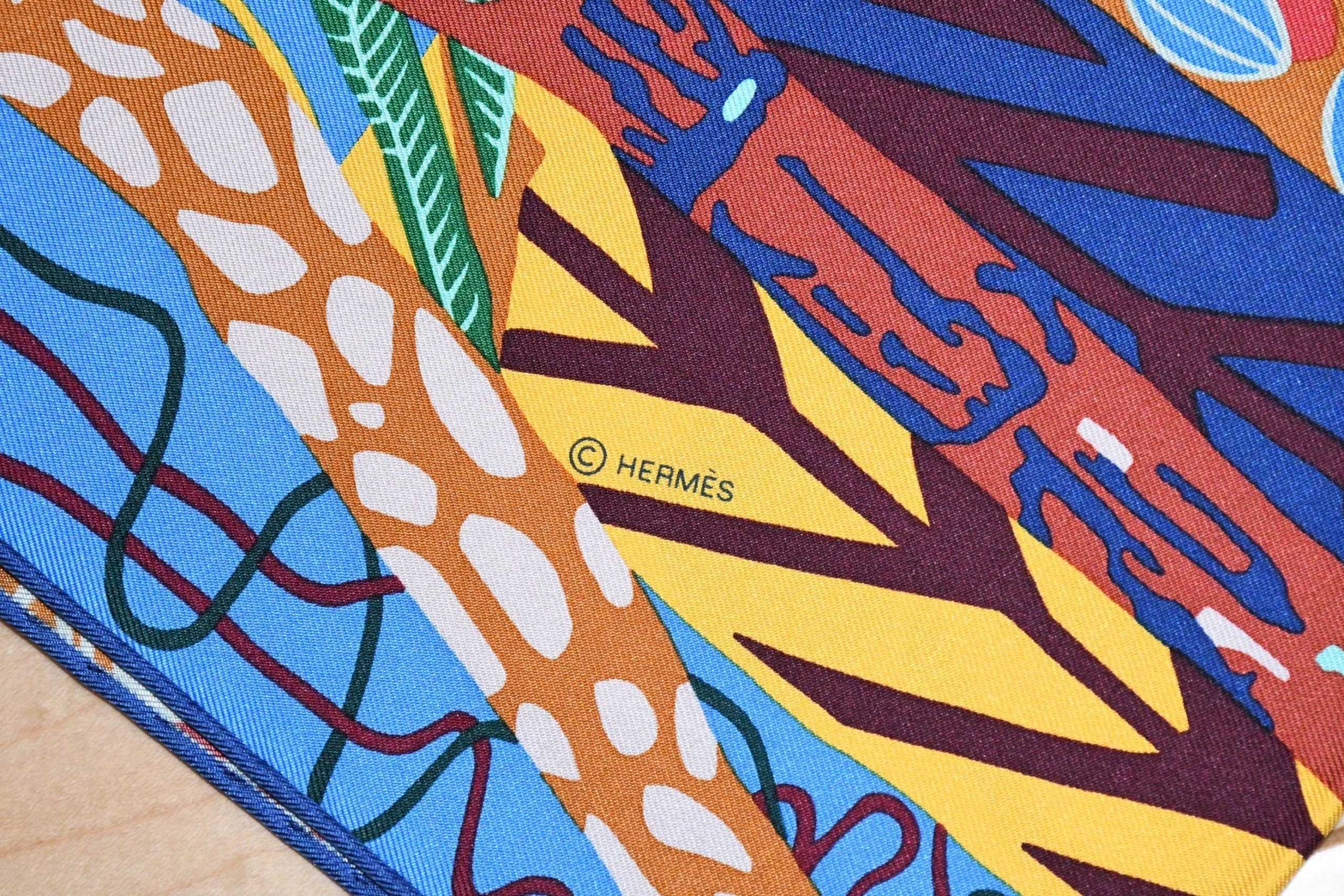 Hermes Scarf En Liberte 90 cm silk blue Carre dog wild nature 35