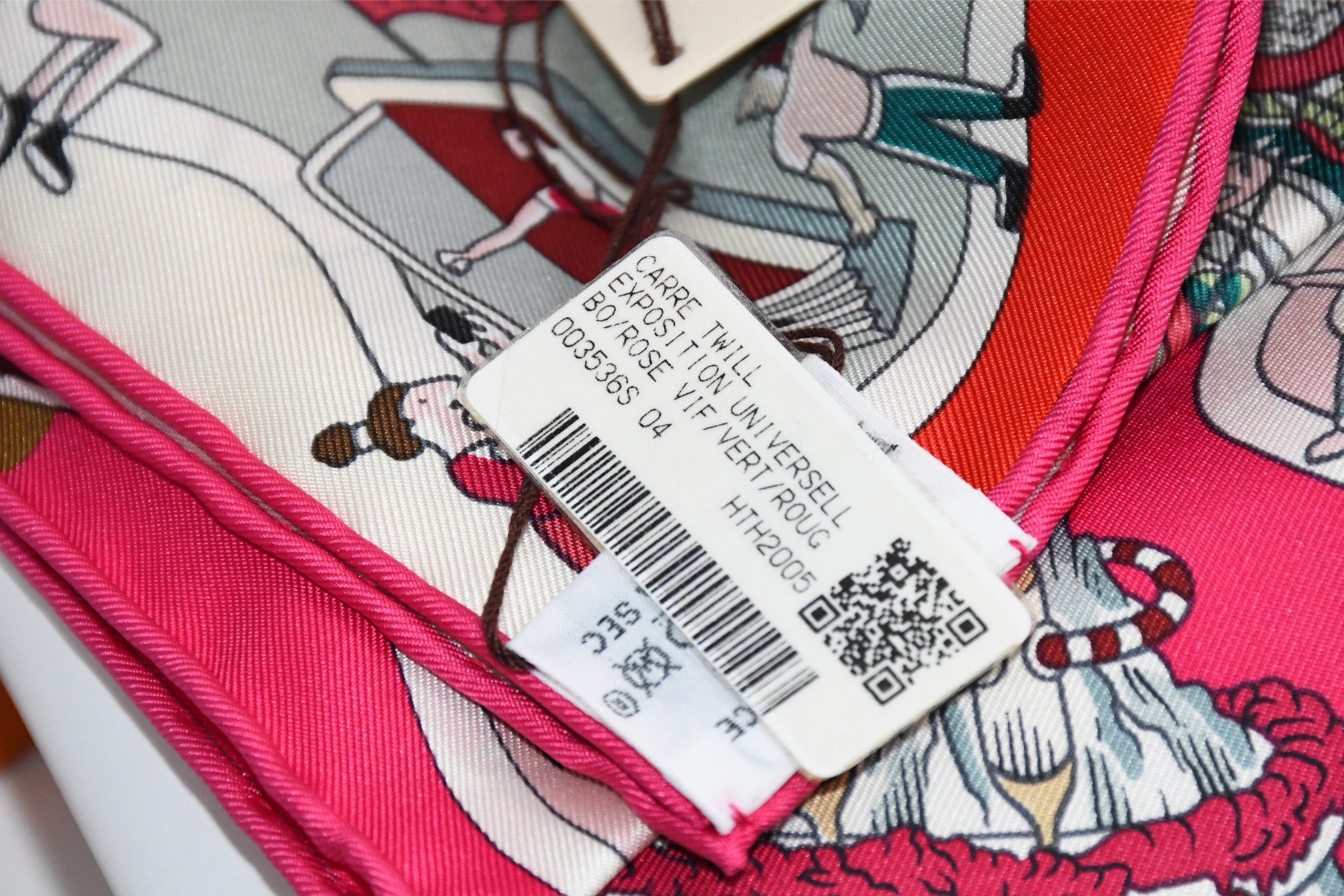 Hermes Scarf Exposition Universelle 90 cm silk pink Carre world