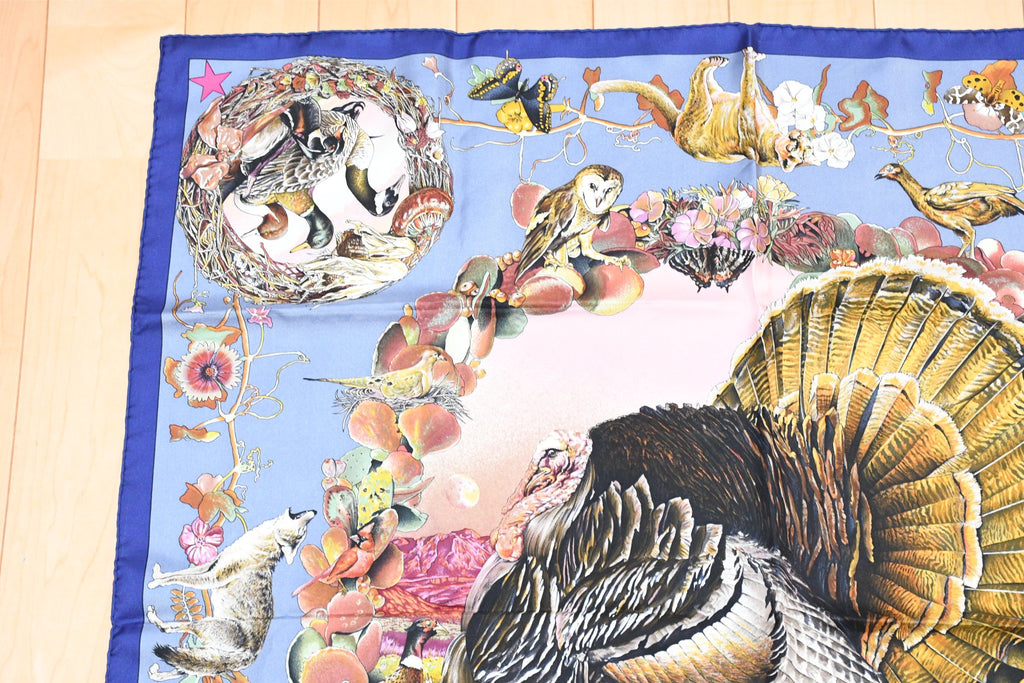 Hermes Scarf Faune Et Flore Du Texas Wildlife 90 cm by Kermit Oliver gray blue