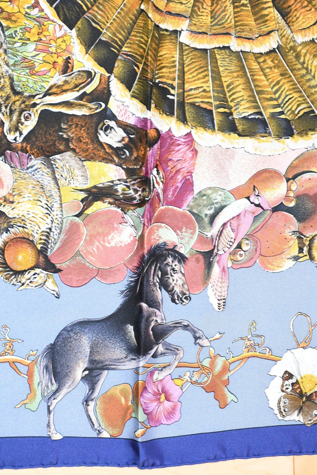 Hermes Scarf Faune Et Flore Du Texas Wildlife 90 cm by Kermit Oliver gray blue