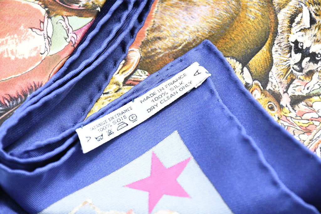 Hermes Scarf Faune Et Flore Du Texas Wildlife 90 cm by Kermit Oliver gray blue
