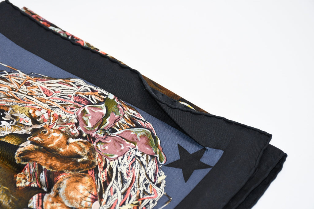 Hermes Scarf Faune Et Flore Du Texas Wildlife 90 cm by Kermit Oliver silk navy animal Carre