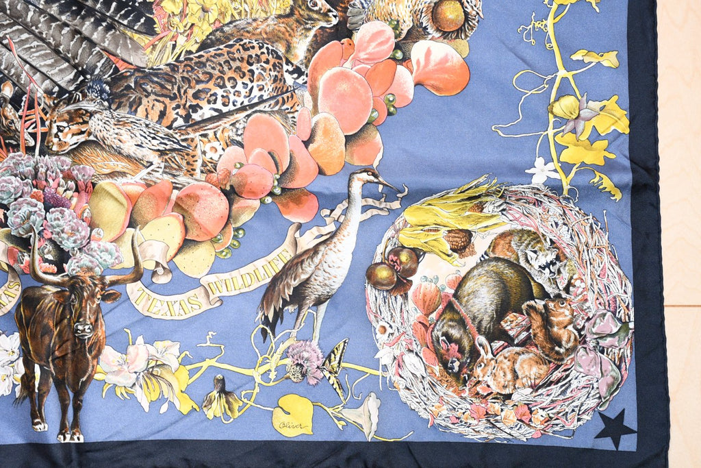 Hermes Scarf Faune Et Flore Du Texas Wildlife 90 cm by Kermit Oliver silk navy gray animal Carre 35" 064