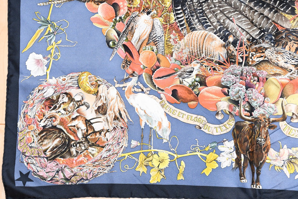 Hermes Scarf Faune Et Flore Du Texas Wildlife 90 cm by Kermit Oliver silk navy gray animal Carre 35" 064