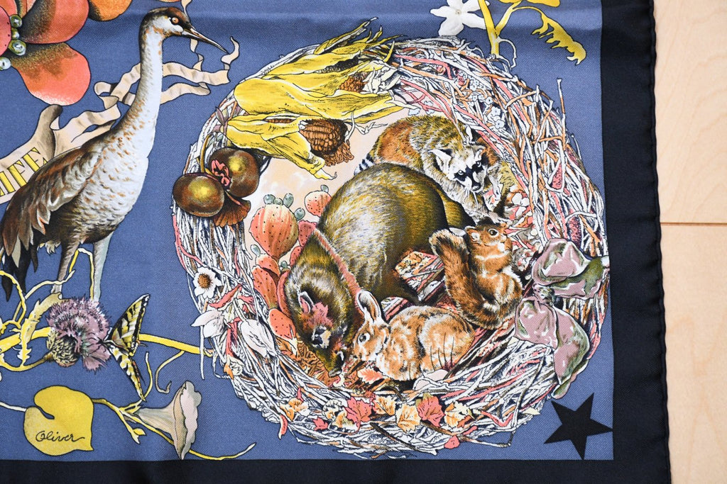 Hermes Scarf Faune Et Flore Du Texas Wildlife 90 cm by Kermit Oliver silk navy gray animal Carre 35" 094